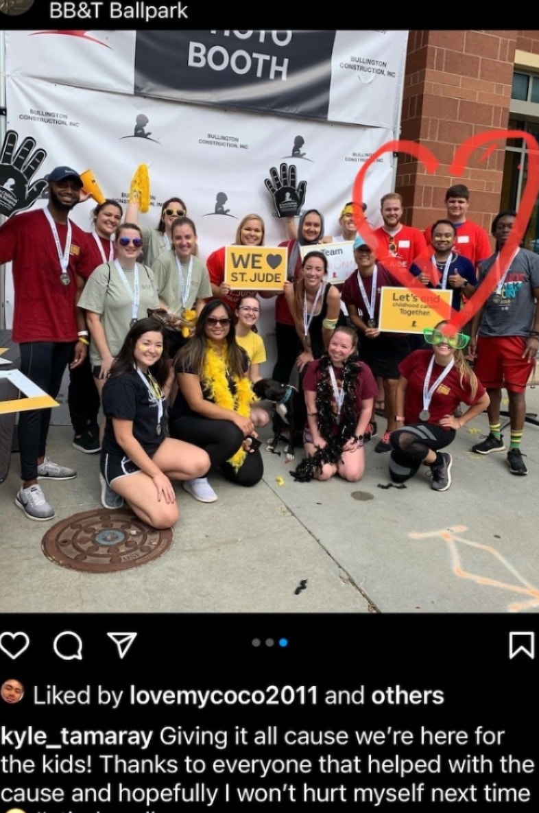Community volunteers helping families